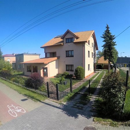 Pokoje Goscinne, Mieszkanie Na Wynajem W Swidniku K Lublina Экстерьер фото