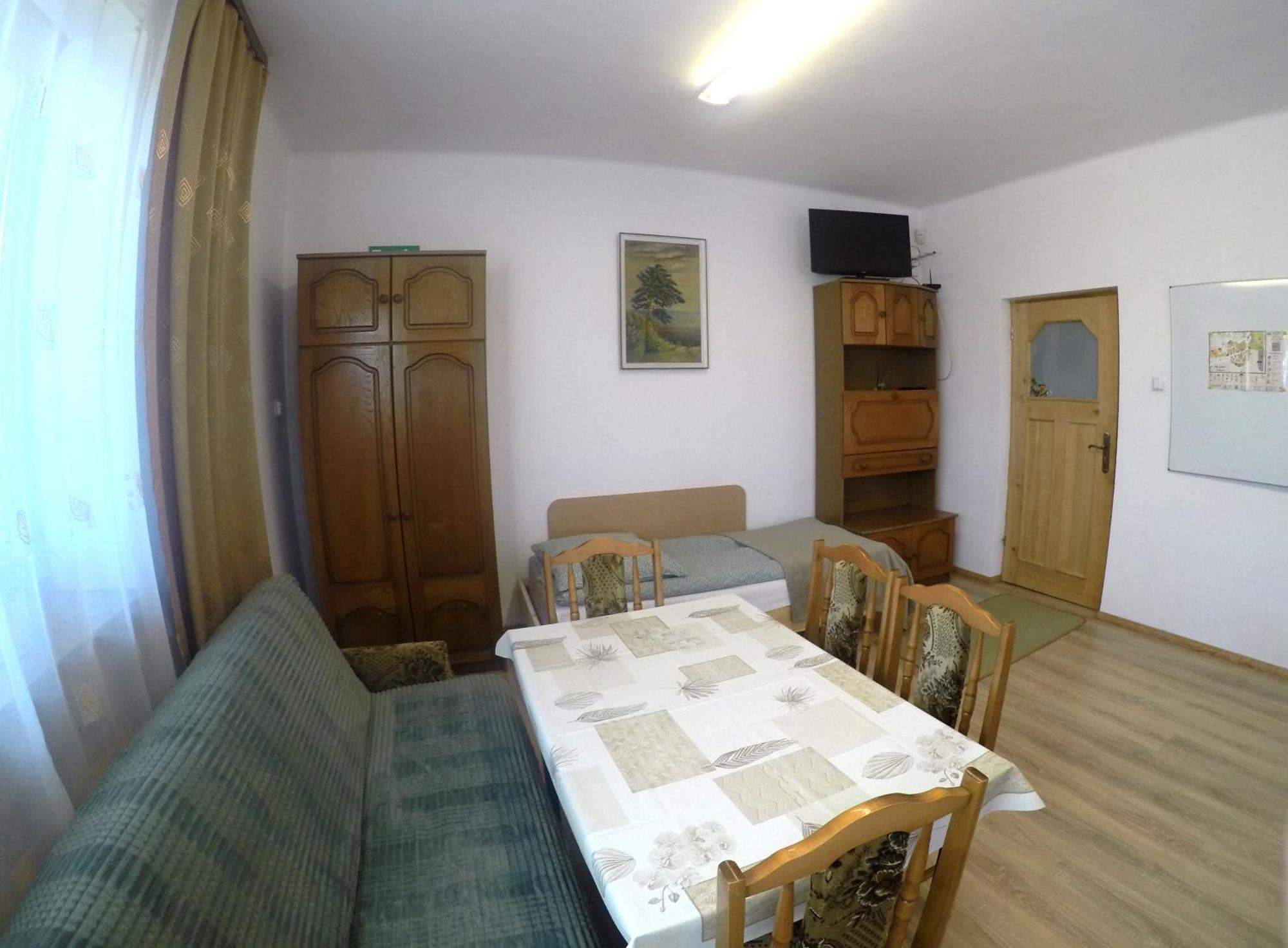 Pokoje Goscinne, Mieszkanie Na Wynajem W Swidniku K Lublina Экстерьер фото